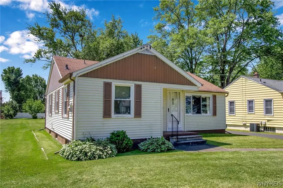 1488 Ruie Rd, North Tonawanda, NY 14120 46 Photos Movoto