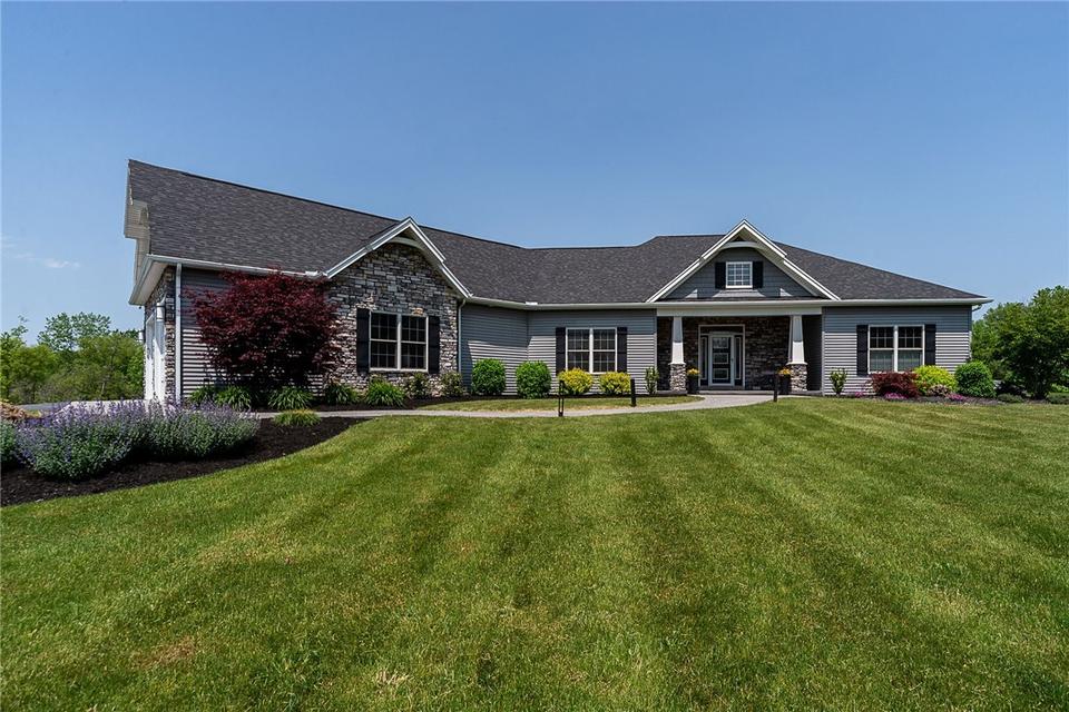 3759 Rose Rd, Batavia, NY 14020 38 Photos MLS R1475757 Movoto