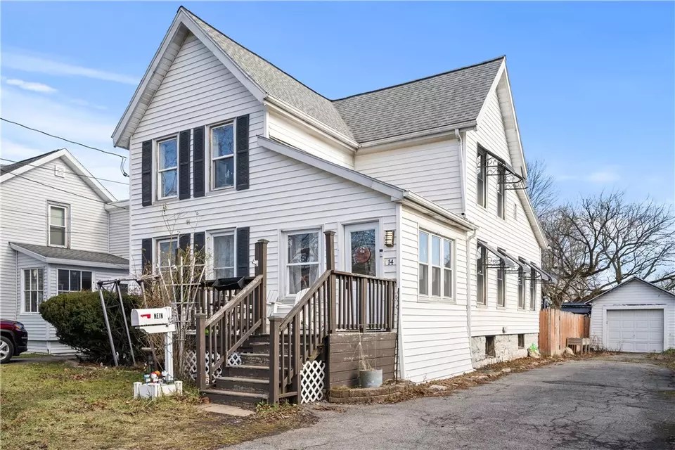 14 Maple St, Seneca Falls, NY 13148 37 Photos Movoto