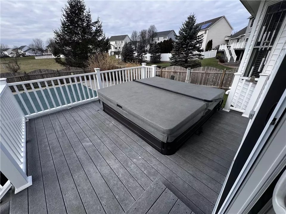 2202 Cornflower S, East Syracuse, NY 13057 36 Photos Movoto