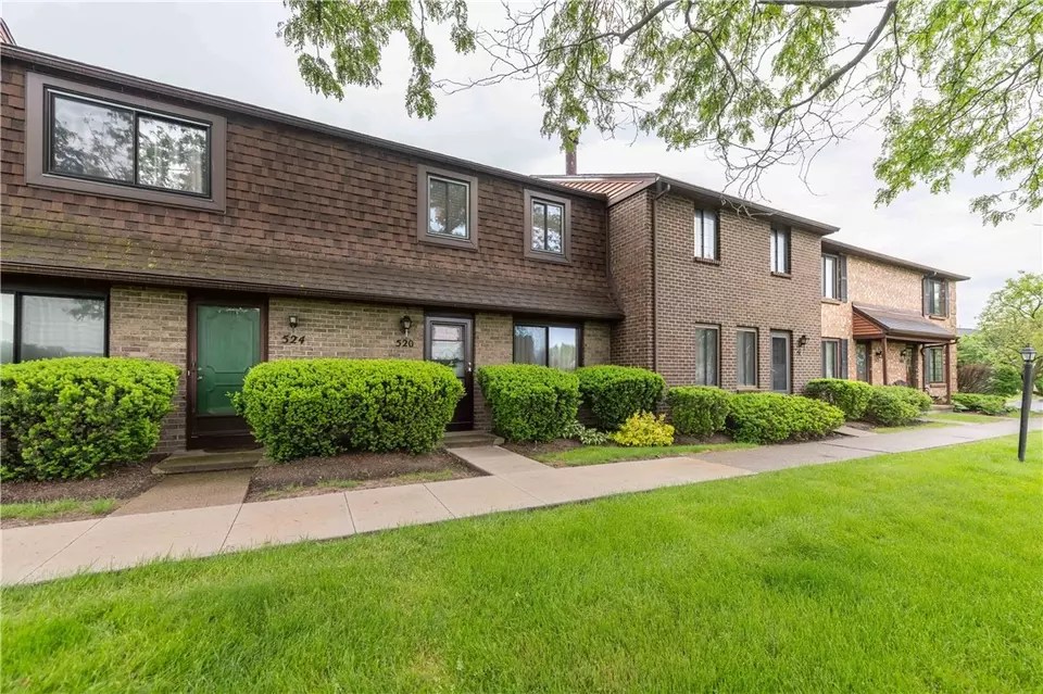 520 Surrey Hl, Rochester, NY 14623 40 Photos Movoto