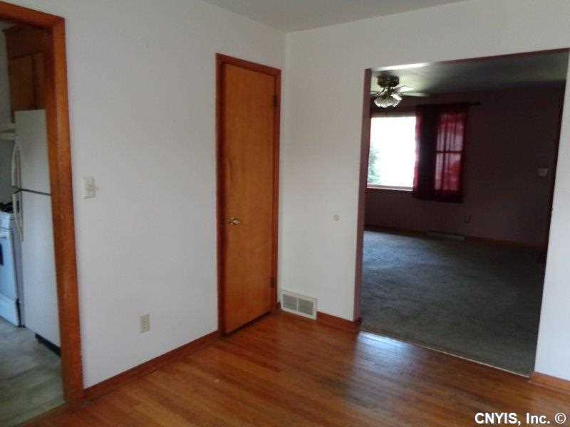 14 Harris St, Fulton, NY 13069 MLS S345576 Movoto