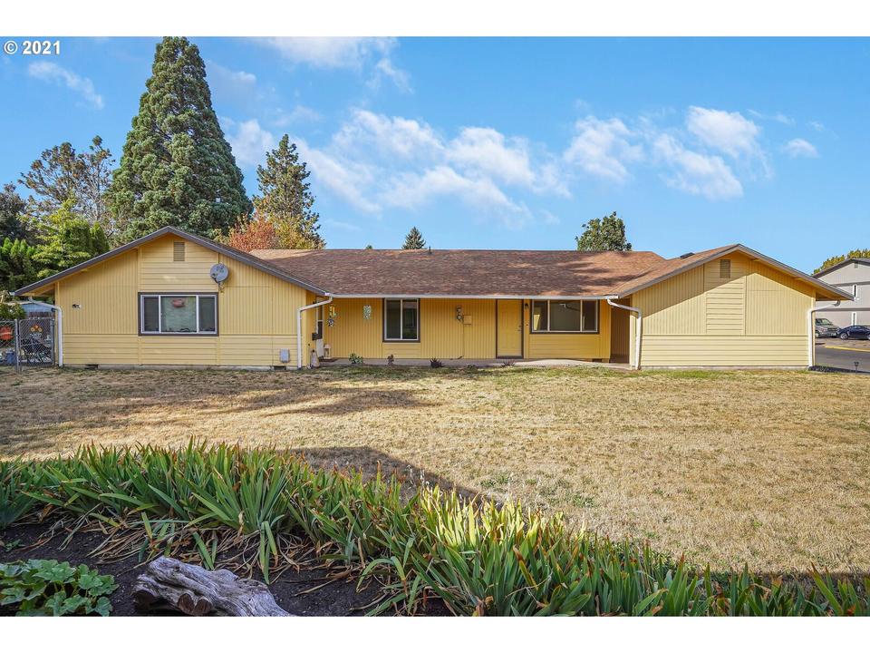 1 NW Adams St, Mcminnville, OR 97128 32 Photos MLS 21026329 Movoto