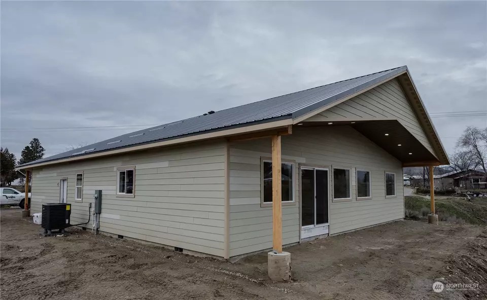 660 Dewberry Ave E 9, Omak, WA 98841 35 Photos Movoto