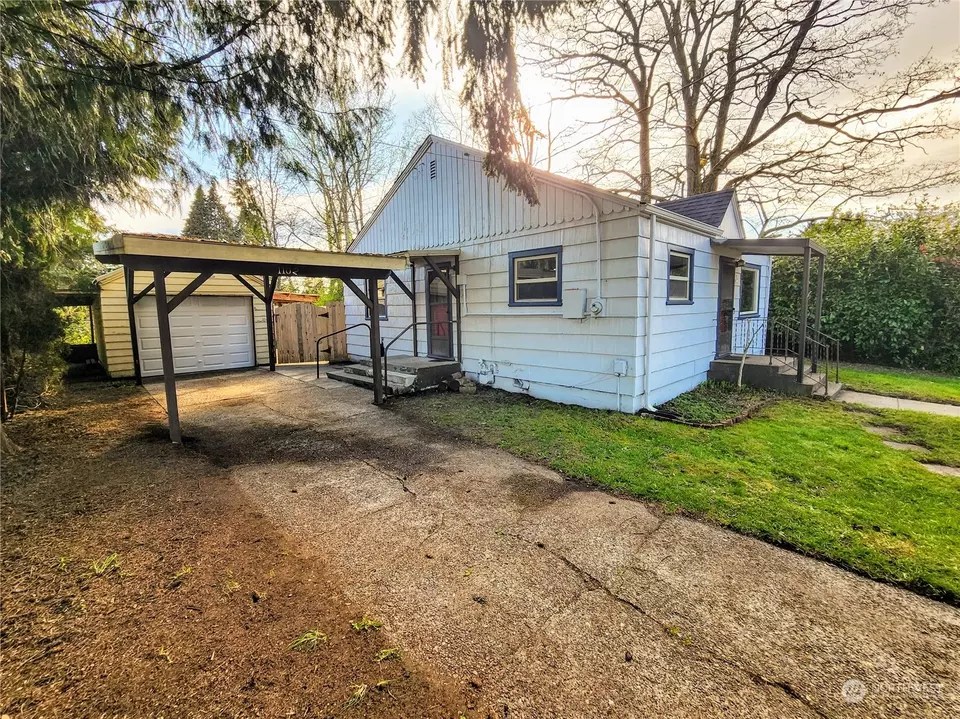 1102 W Cherry St, Centralia, WA 98531 19 Photos Movoto