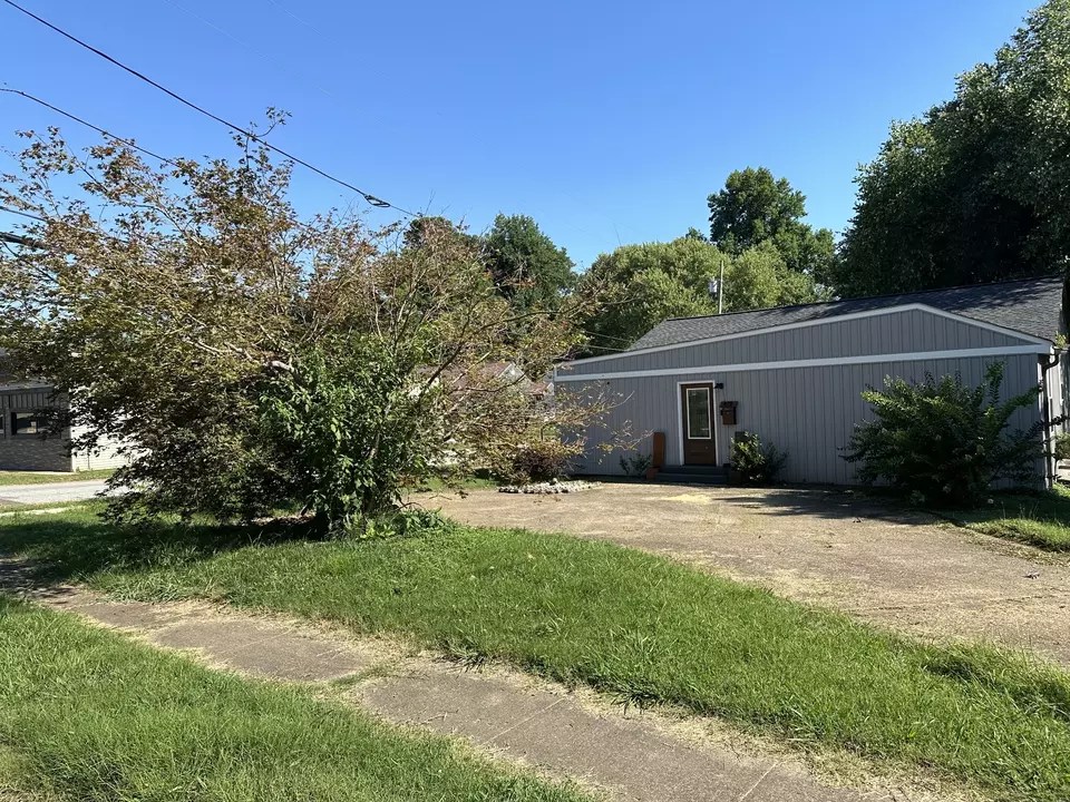 419 Main St, Martin, TN 38237 2 Photos Movoto