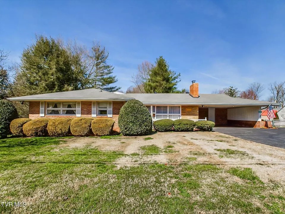 504 Altamont Drive Kingsport Tn 37663, Kingsport, TN 37663 50 Photos