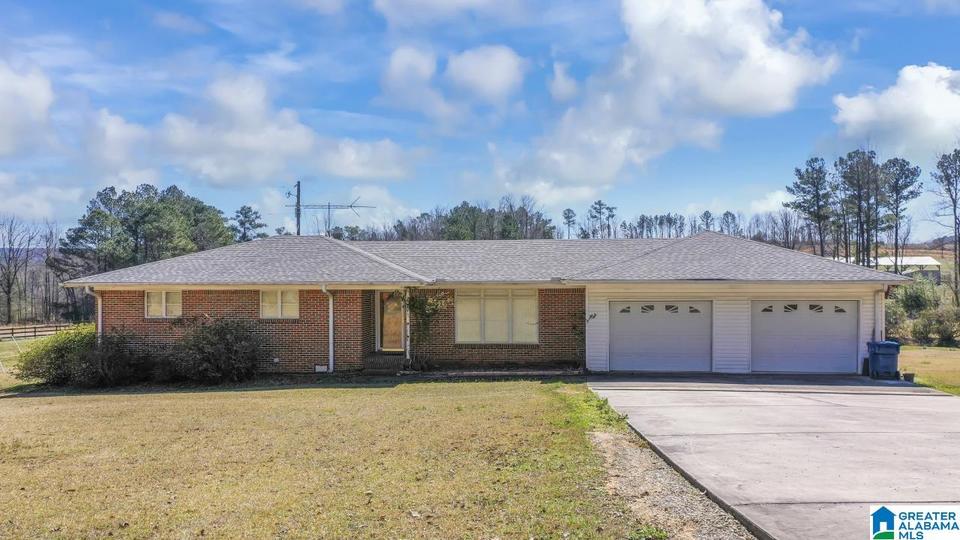 494 Montgomery Dr, Oneonta, AL 35121 50 Photos MLS 1313910 Movoto