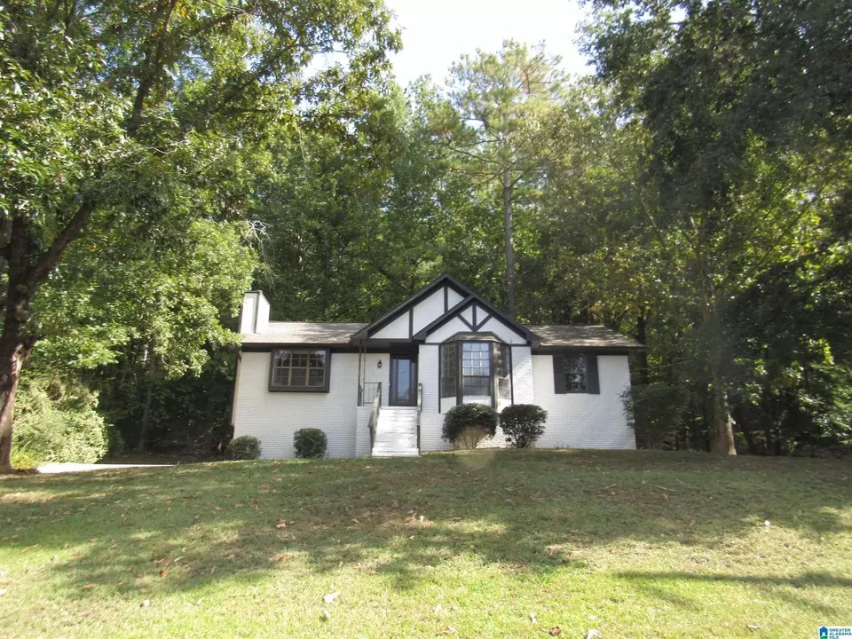 204 Redwood Dr, Alabaster, AL 35114 17 Photos Movoto