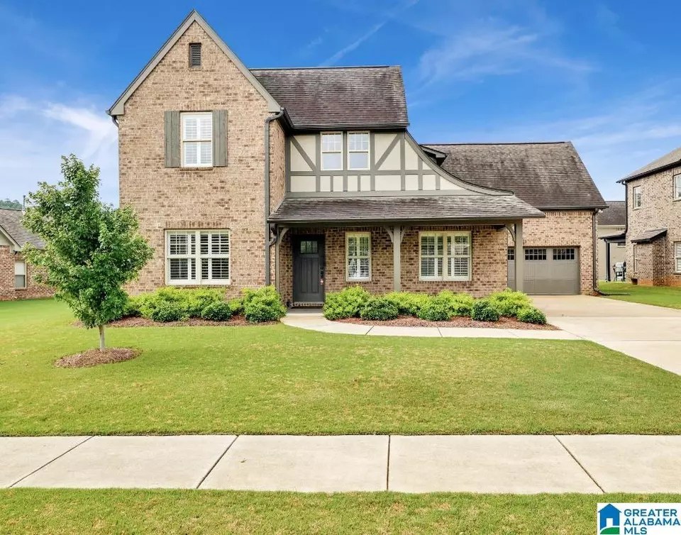 8077 Caldwell Dr, Trussville, AL 35173 46 Photos Movoto