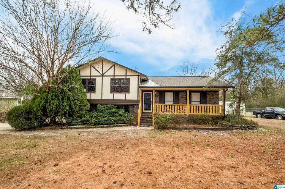 628 Creekview Dr, Pelham, AL 35124 25 Photos Movoto