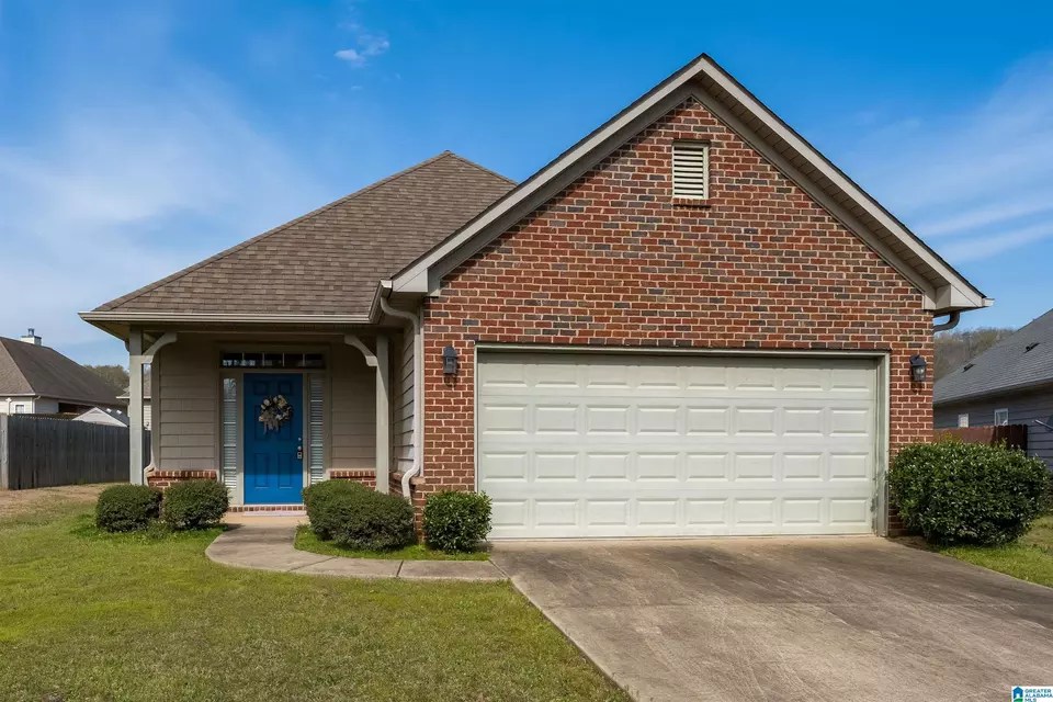 4812 Woodford Cir, Bessemer, AL 35022 24 Photos Movoto