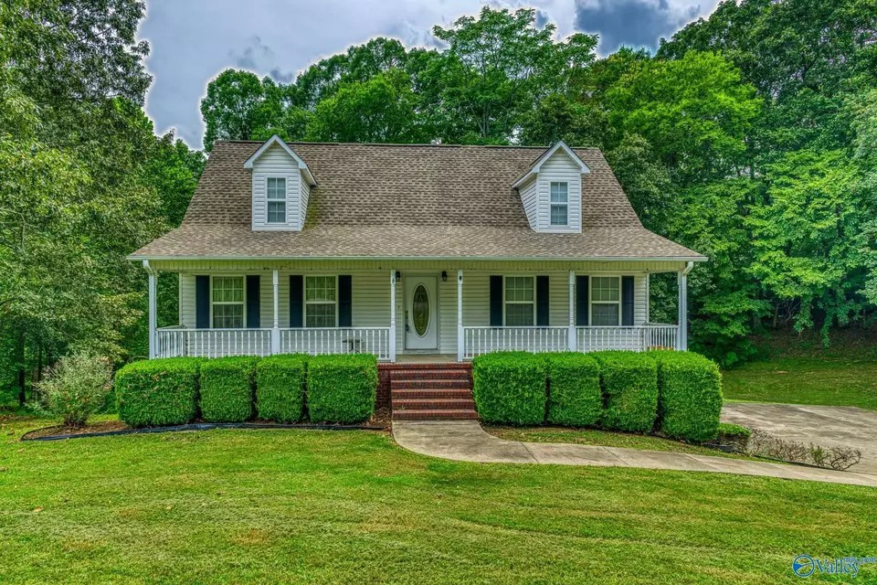 2817 County Road 63, Killen, AL 35645 44 Photos Movoto