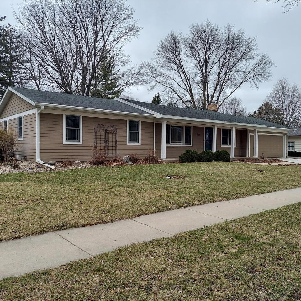 1812 7th St SW, Willmar, MN 56201 32 Photos MLS 6184876 Movoto