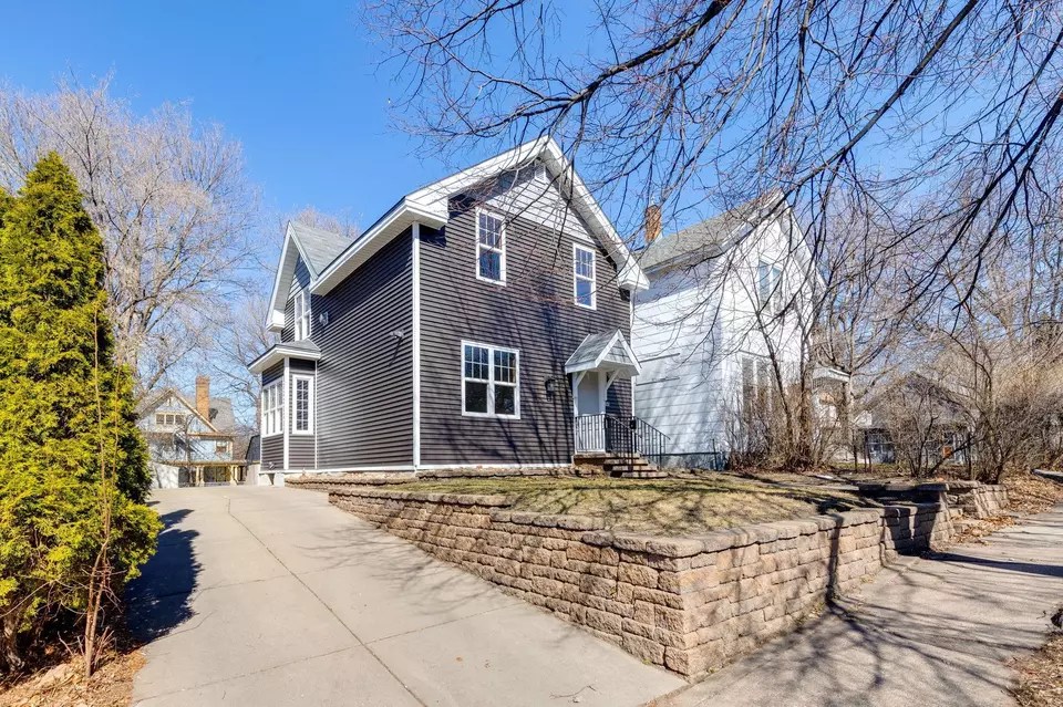 741 5th St E, Saint Paul, MN 55106 37 Photos Movoto