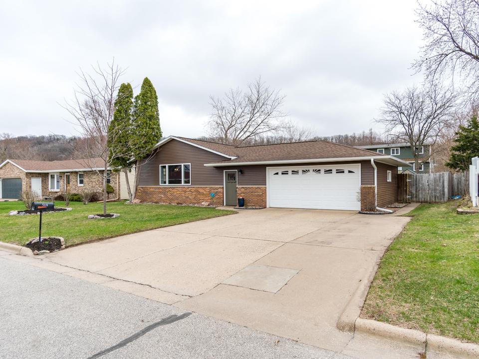 524 13th Pl N, Onalaska, WI 54650 36 Photos MLS 1789517 Movoto