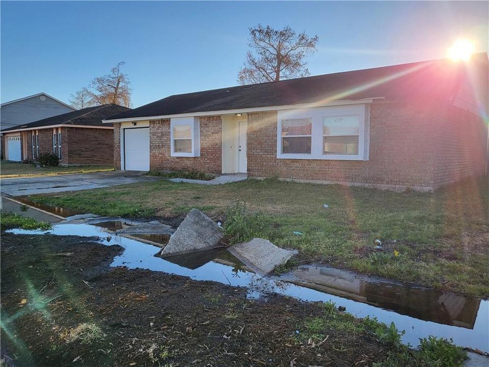 2472 Paige Dr, Harvey, LA 70058 12 Photos MLS 2332312 Movoto