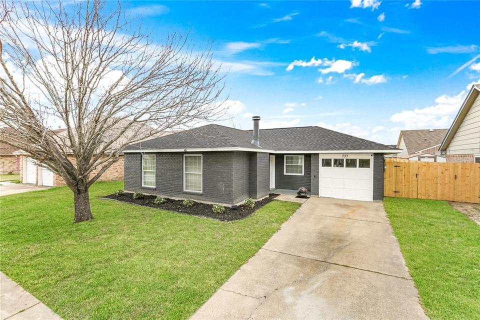 737 Lemoyne Dr, Laplace, LA 70068 16 Photos MLS 2337101 Movoto