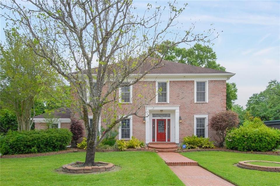 749 Fairfield Ave, Gretna, LA 70056 27 Photos MLS 2340453 Movoto