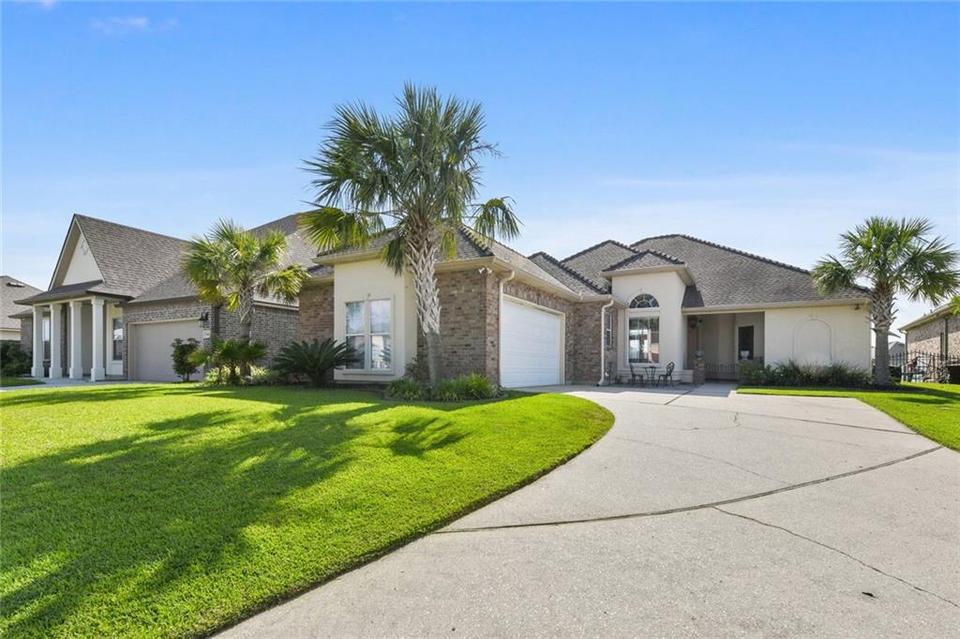 612 Lakeshore Village Dr, Slidell, LA 70461 19 Photos MLS 2341633