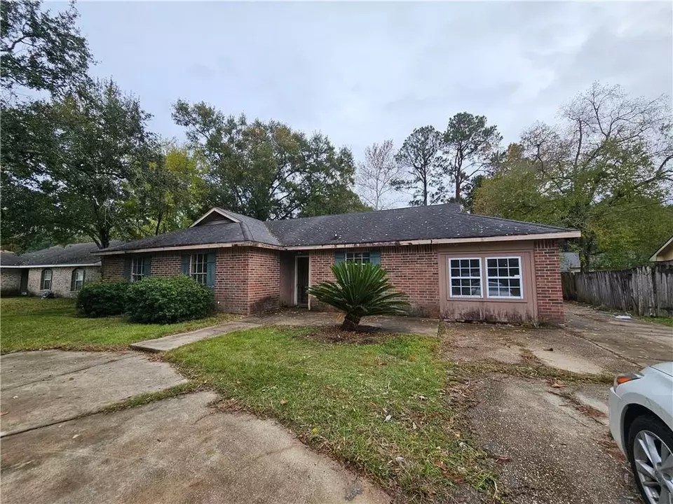 1467 W Hall Ave, Slidell, LA 70460 22 Photos Movoto