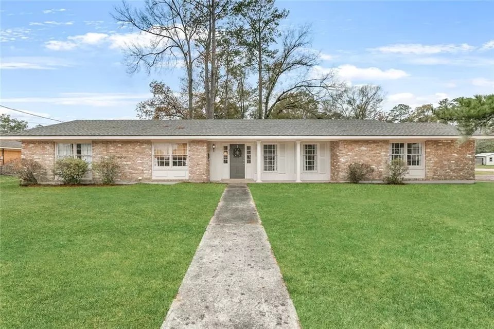 805 N Second St, Amite, LA 70422 20 Photos Movoto