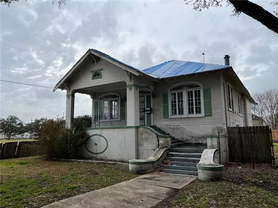 936 Huey P Long Ave, Gretna, LA 70053 22 Photos Movoto