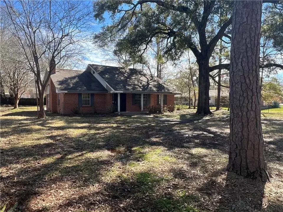 515 Jackson St, Mandeville, LA 70448 19 Photos Movoto