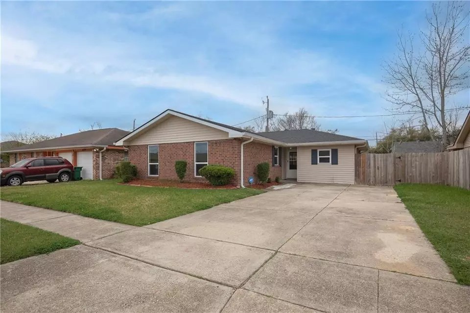 1317 Cambridge Dr, Laplace, LA 70068 16 Photos Movoto