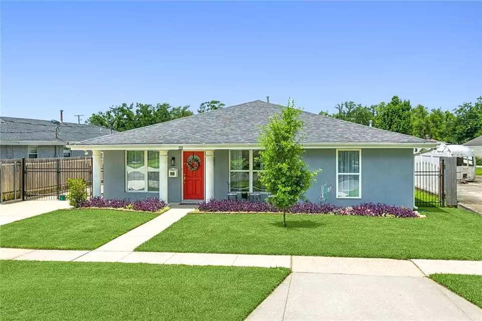 724 Oak Ave, Harahan, LA 70123 22 Photos Movoto