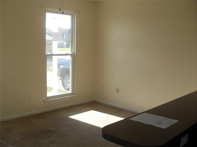 2111 Huey P Long Ave, Gretna, LA 70053 Movoto