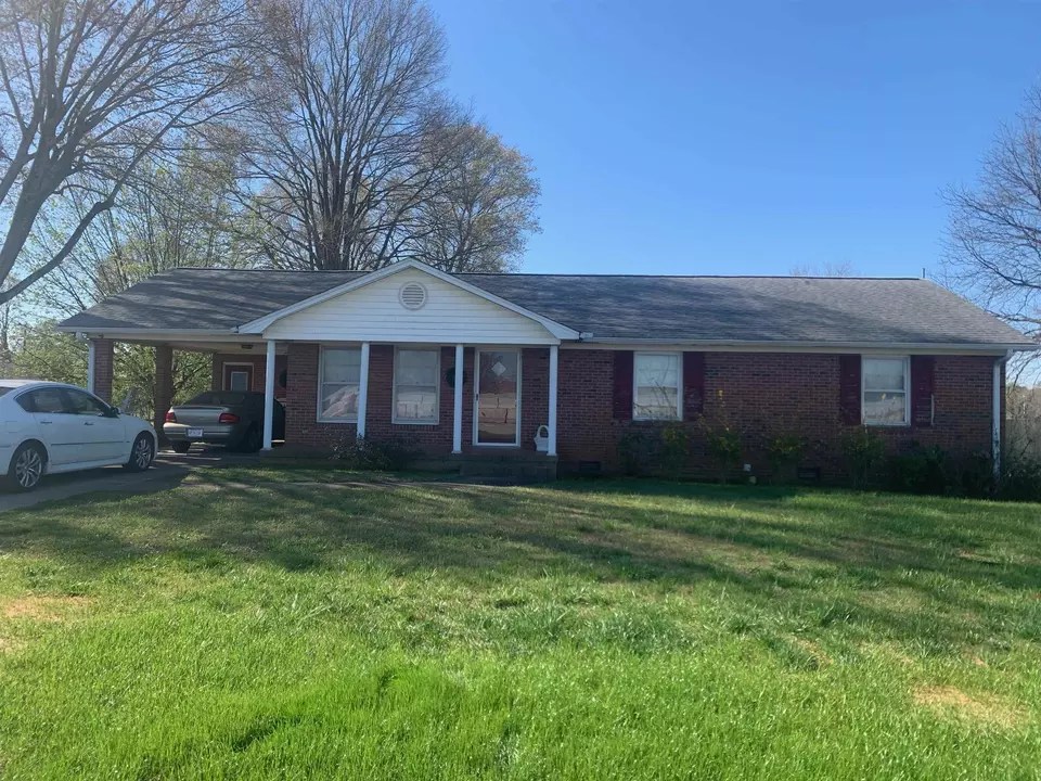 302 Cresthaven Drive Dr, Gaffney, SC 29341 11 Photos Movoto