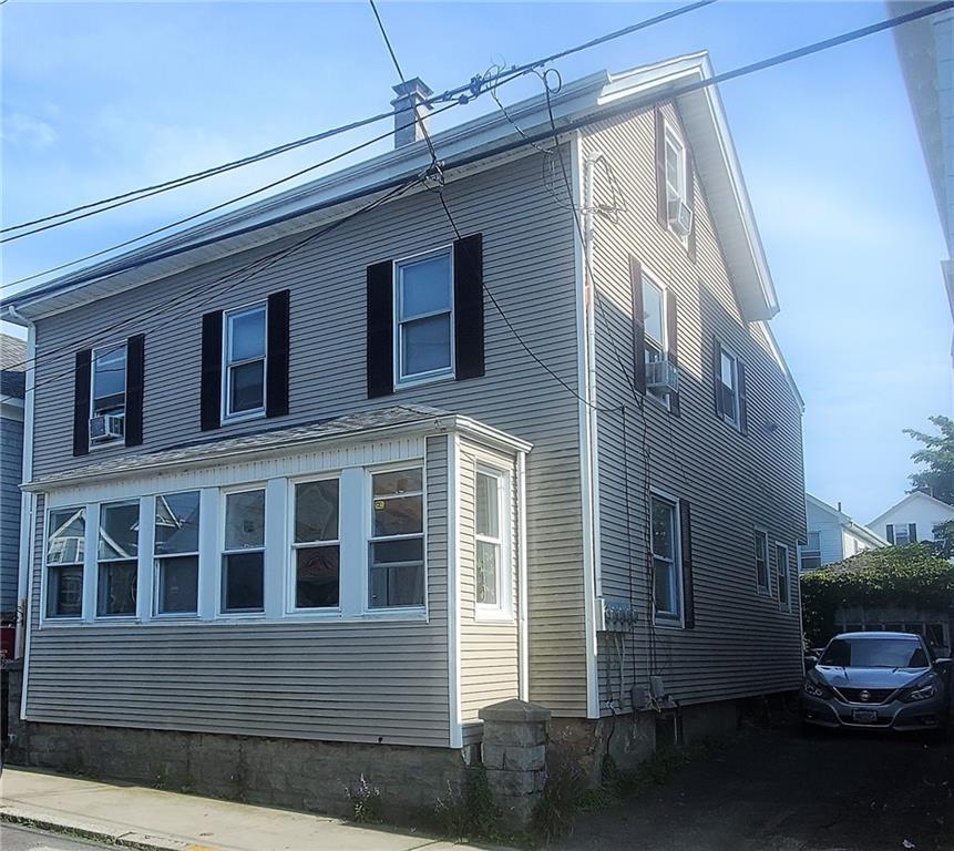 11 W Narragansett Ave, Newport, RI 02840 14 Photos MLS 1288075
