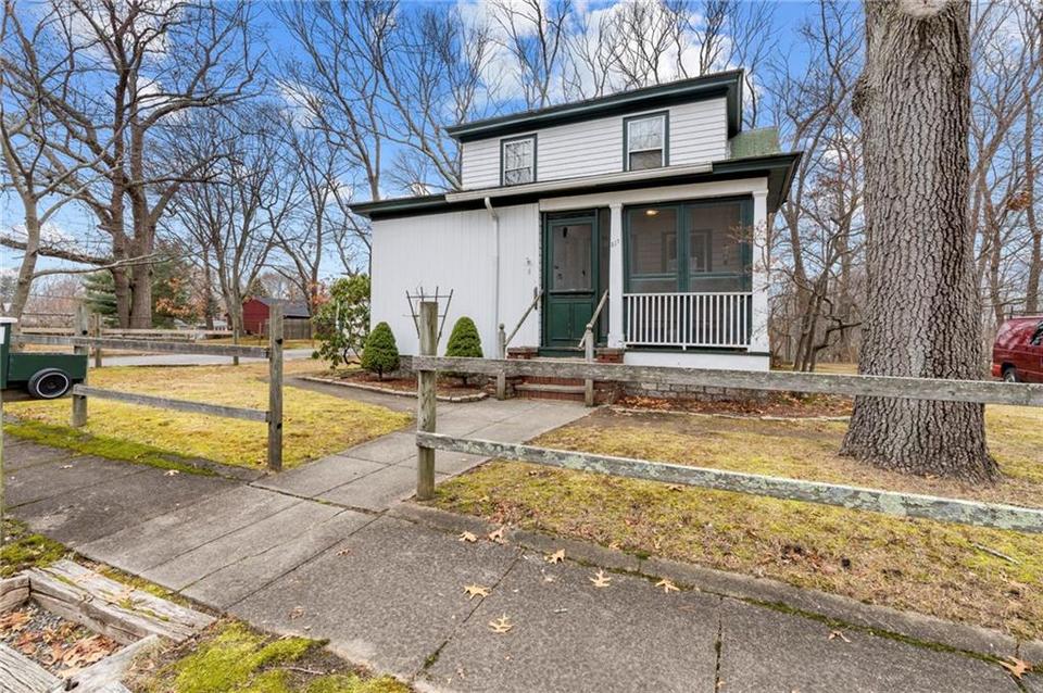 317 Inez Ave, Warwick, RI 02886 23 Photos MLS 1300935 Movoto