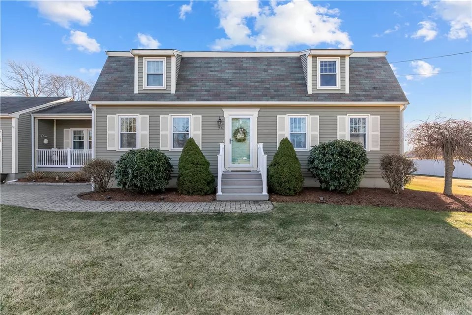 74 Joanne Ln, Swansea, MA 02777 30 Photos Movoto