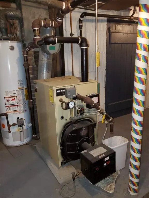 49 Crescent St, Quincy, MA 02169 19 Photos Movoto