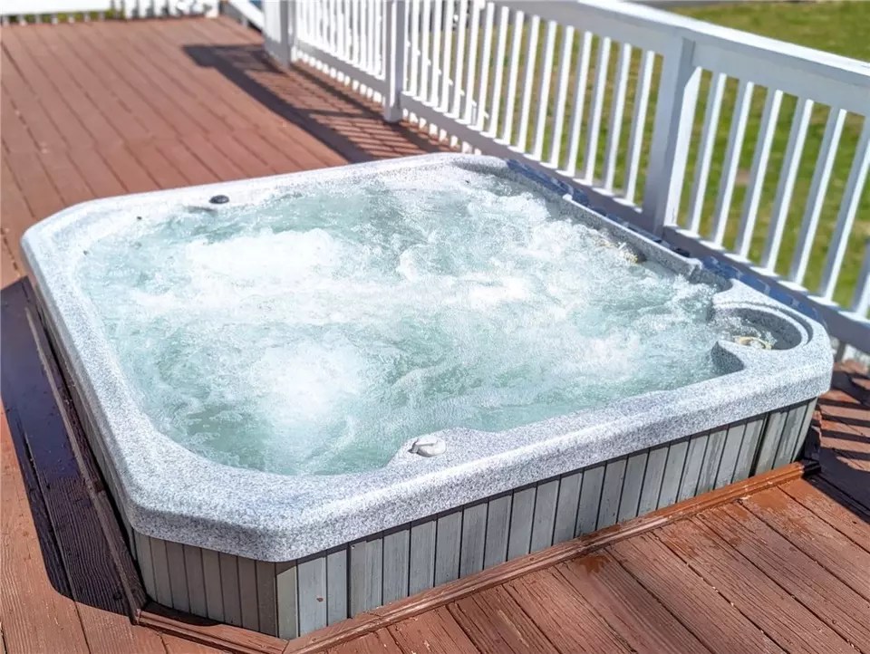 152 Borden Ave, Johnston, RI 02919 31 Photos Movoto