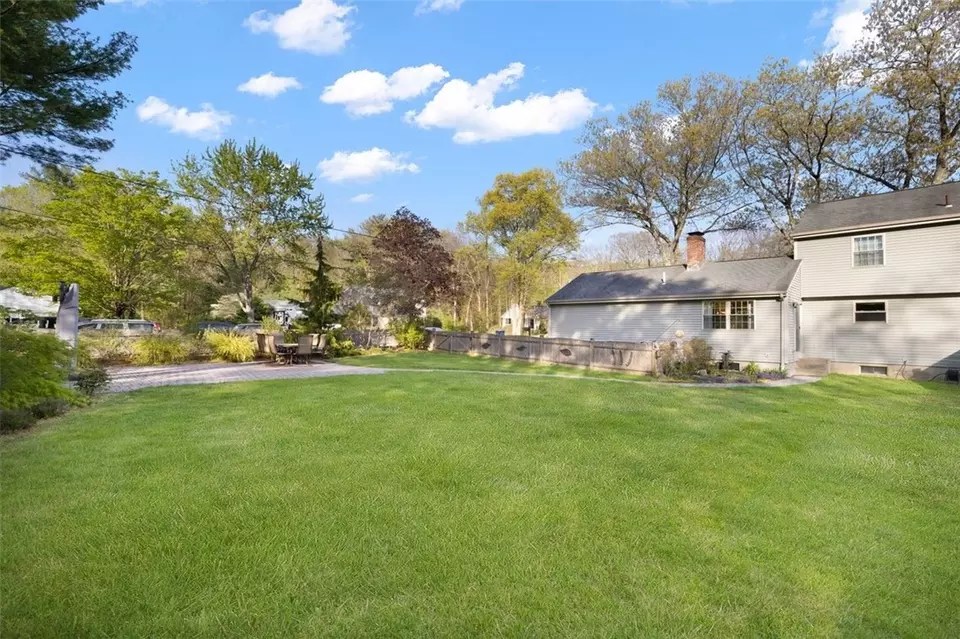 54 Dr, Cumberland, RI 02864 43 Photos Movoto