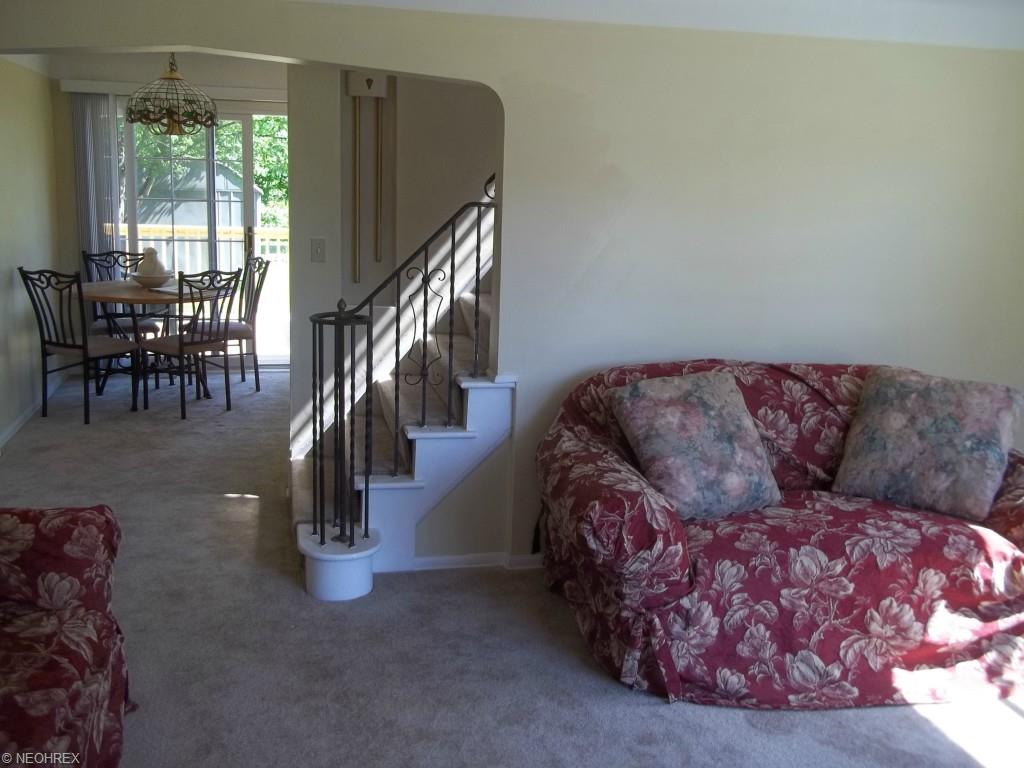 14313 Granger Rd, Maple Heights, OH 44137 6 Photos Movoto