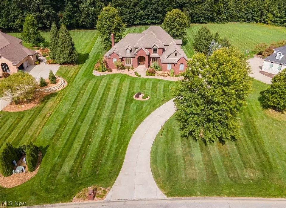 6628 Covington Cv, Canfield, OH 44406 35 Photos Movoto