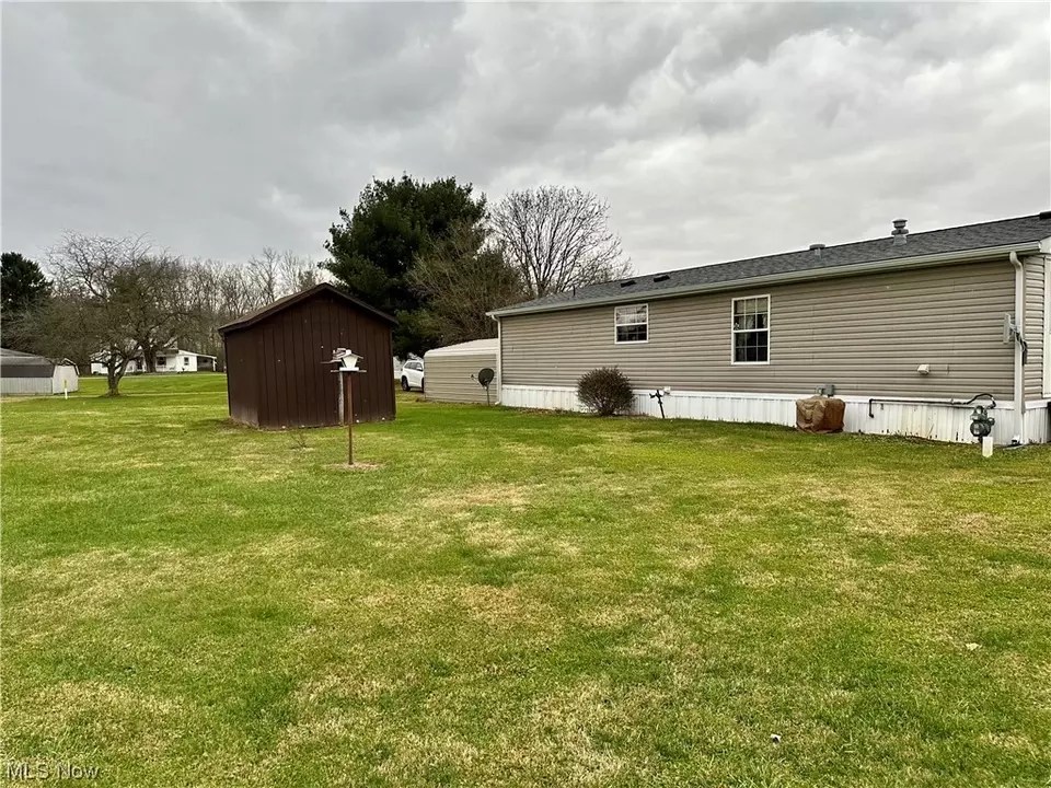 5920 Foxfire Dr, Zanesville, OH 43701 19 Photos Movoto