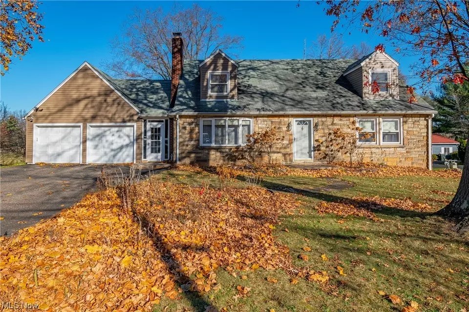 1159 E Robinson Ave, Barberton, OH 44203 35 Photos Movoto