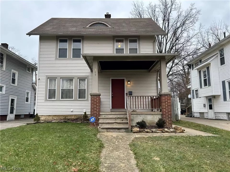 245 13th St, Elyria, OH 44035 16 Photos Movoto