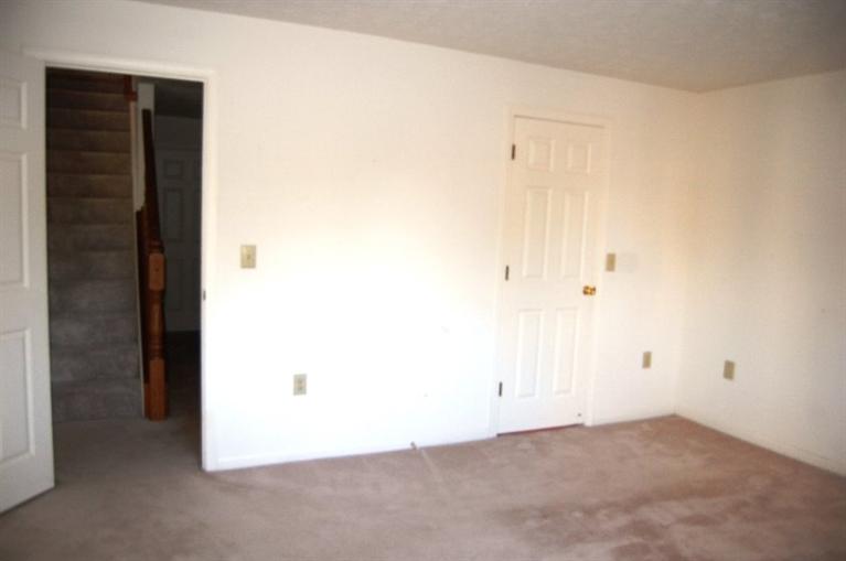 1738 Yardley Cir, Dayton, OH 45459 Movoto