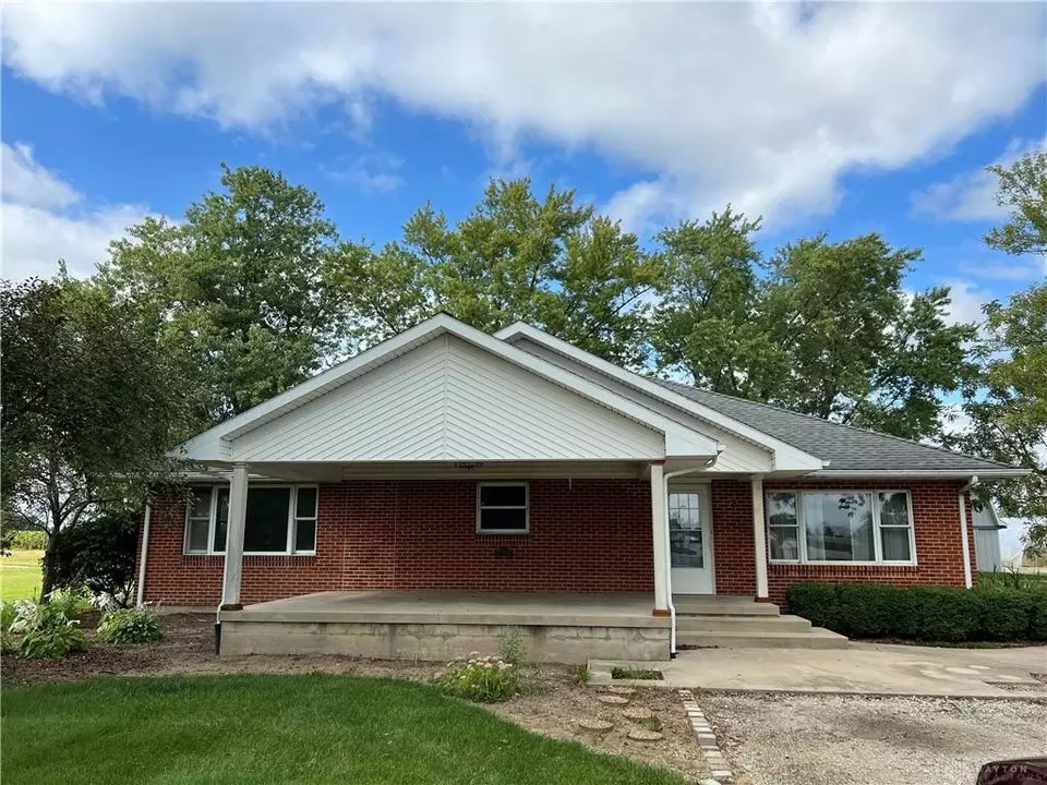 15951 Schoolhouse Rd, Brookville, OH 45309 51 Photos Movoto