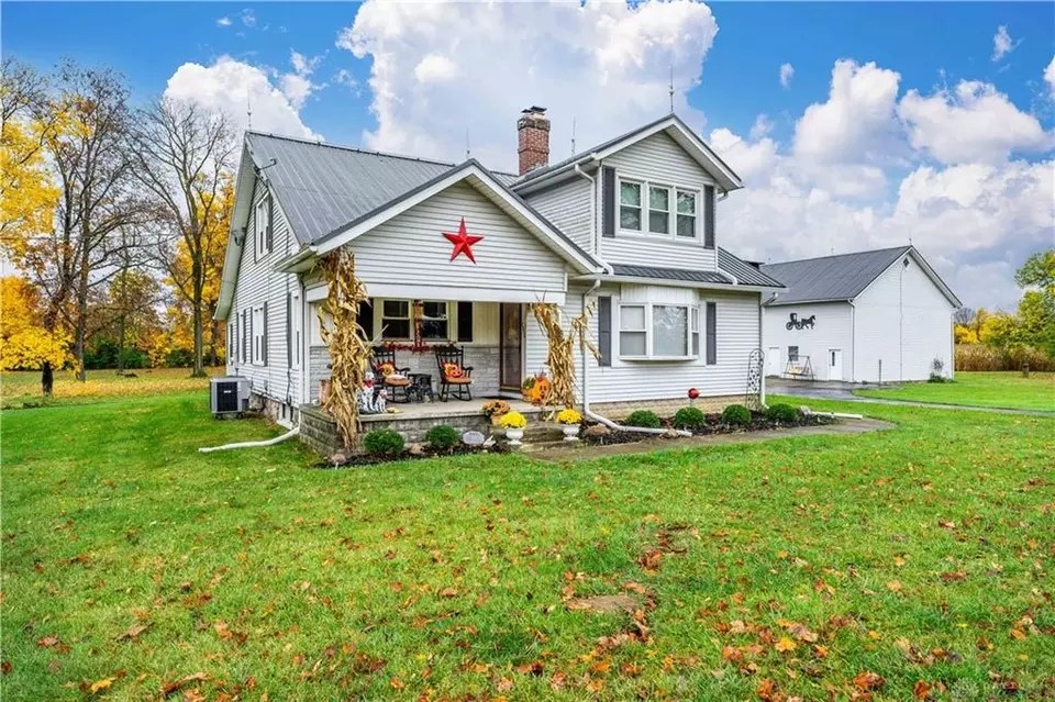 7990 Germantown Pike, Germantown, OH 45327 44 Photos Movoto