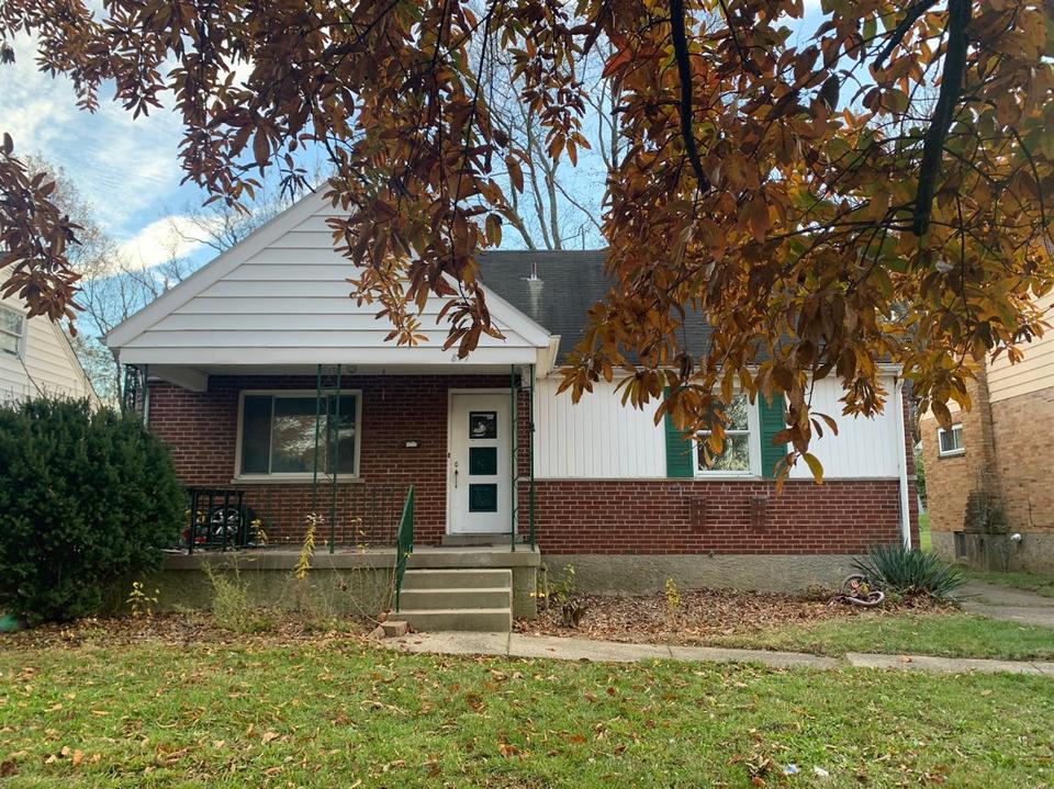 877 Oakfield, Cincinnati, OH 45224 1 photo MLS 1723042 Movoto