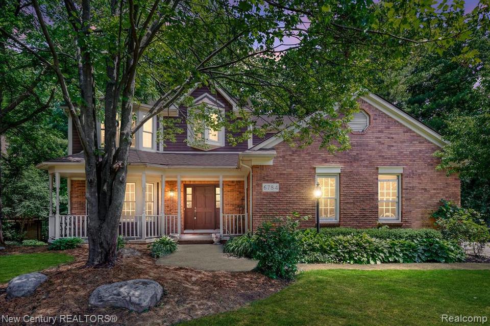 6784 Granger Dr, Troy, MI 48098 1 photo Movoto