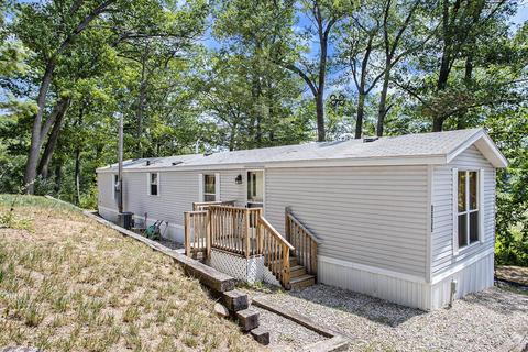 6919 Pine Lake Rd, Delton, MI 49046