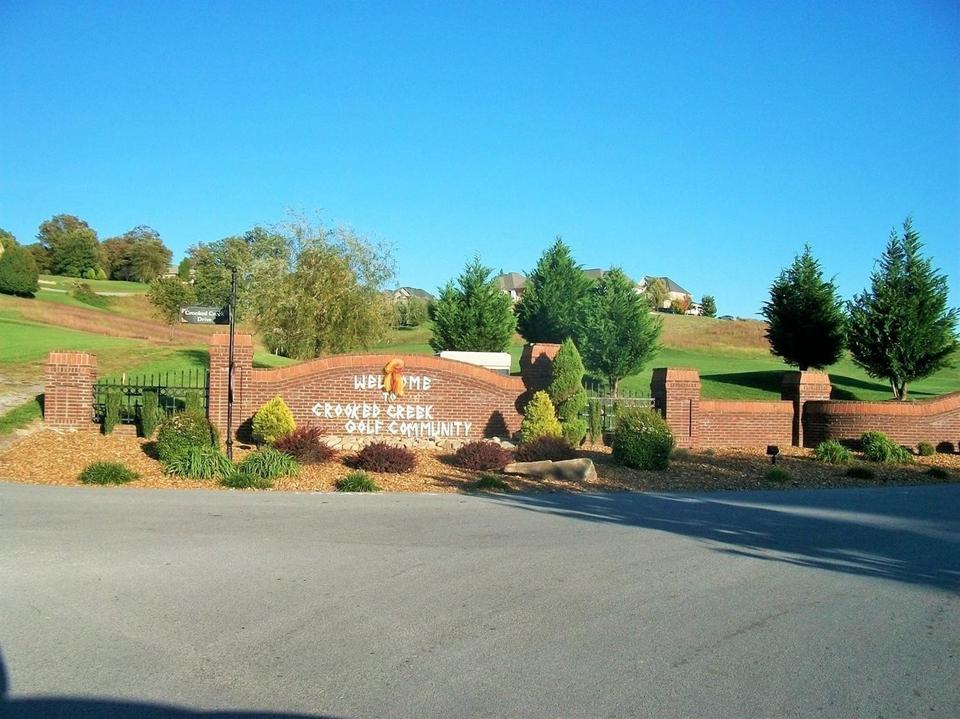 217 Crooked Creek Dr, London, KY 40744 1 photo MLS 20011872 Movoto